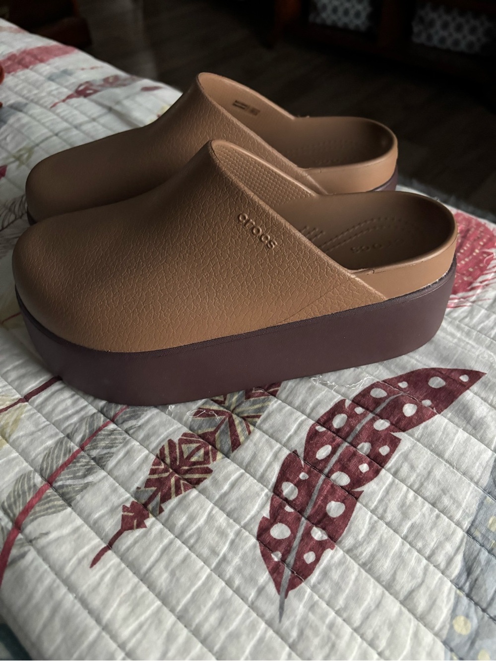 Crocs Dylan Clogs